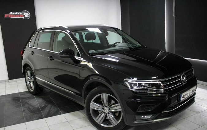 Volkswagen Tiguan cena 136900 przebieg: 35000, rok produkcji 2019 z Sulejówek małe 211